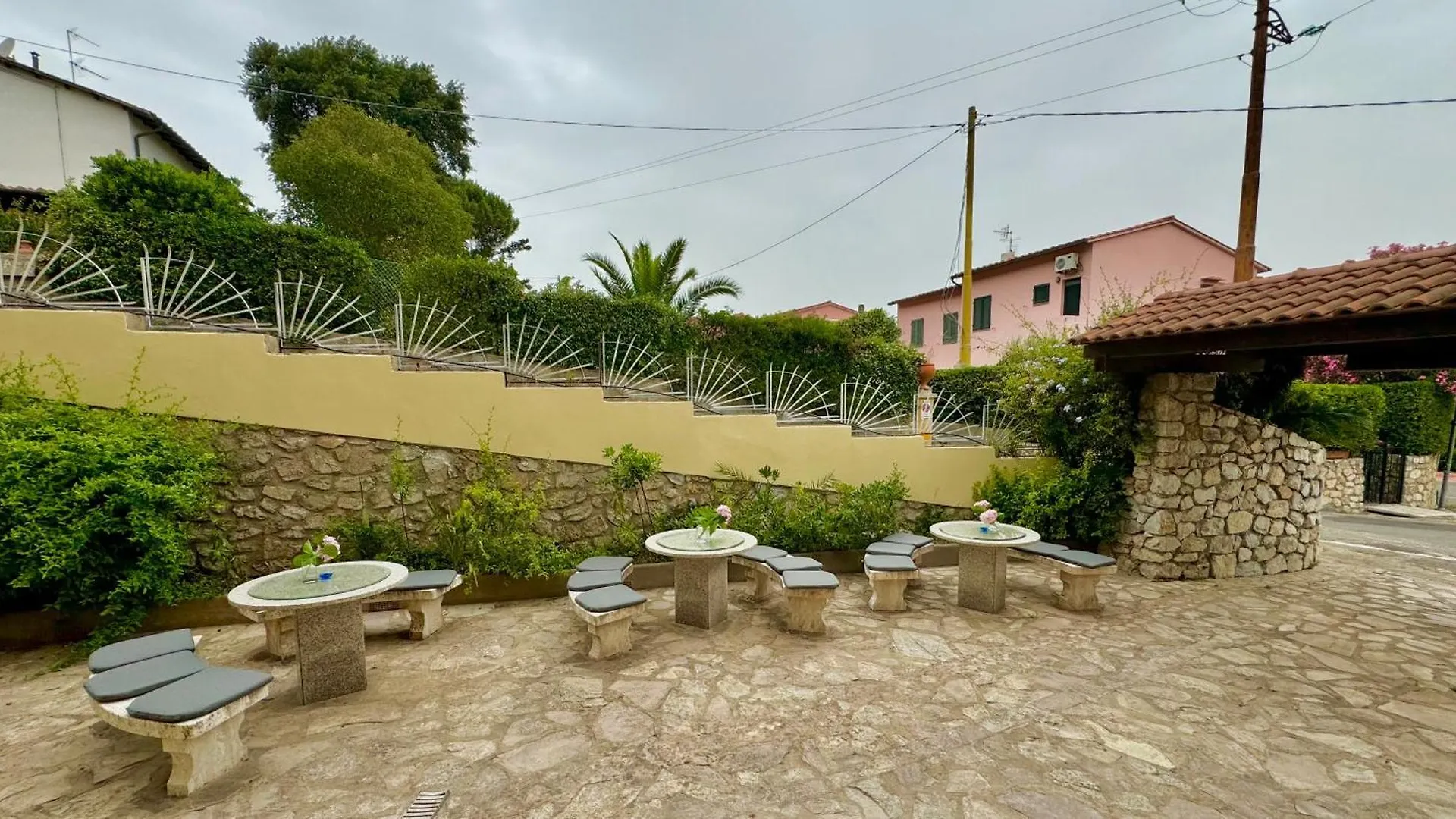 Hotel Fontalleccio بروكيو