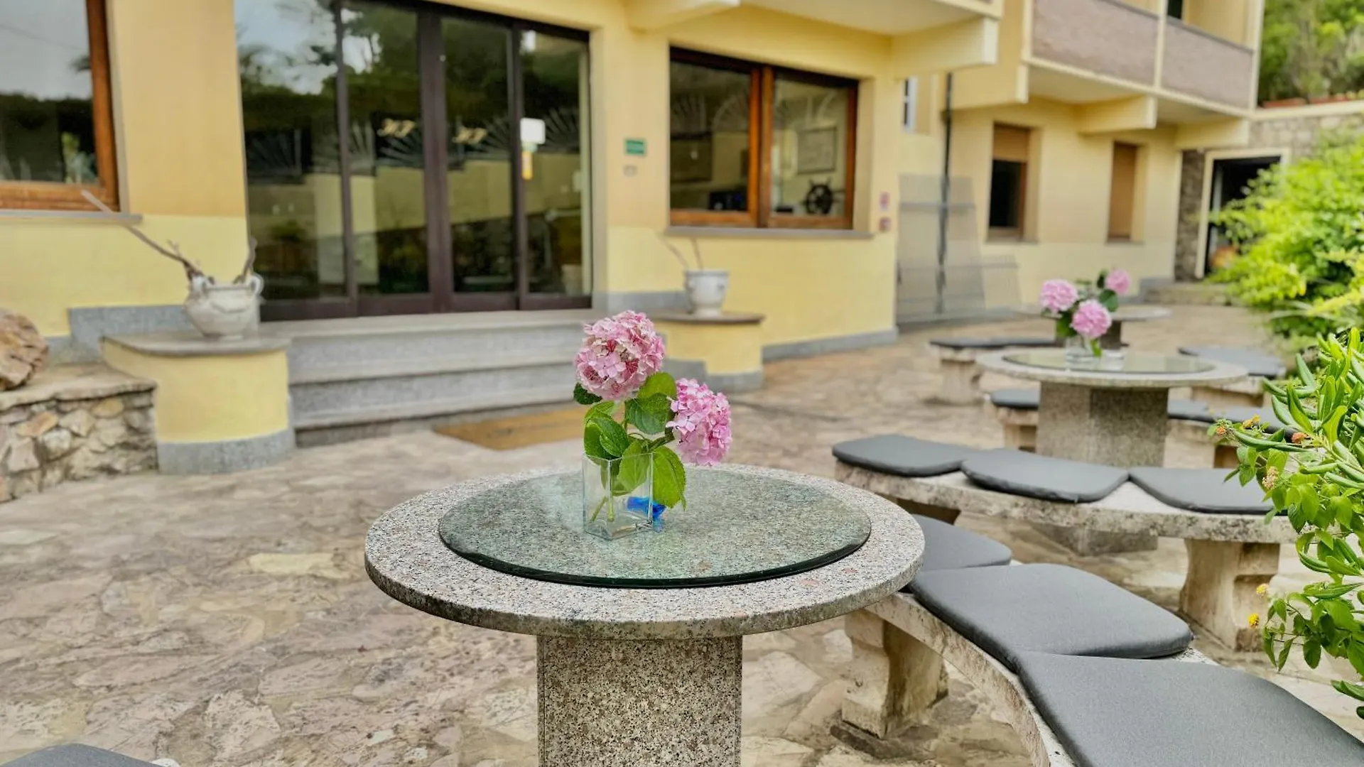 Hotel Fontalleccio بروكيو